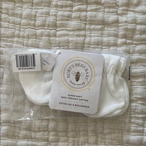 Burt’s Bees Baby Mittens